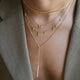 Accumulation-Choker-Alba_Ras-de-cou-Alis_Collier-Lorene-Pamapilles_Collier-long-Iris