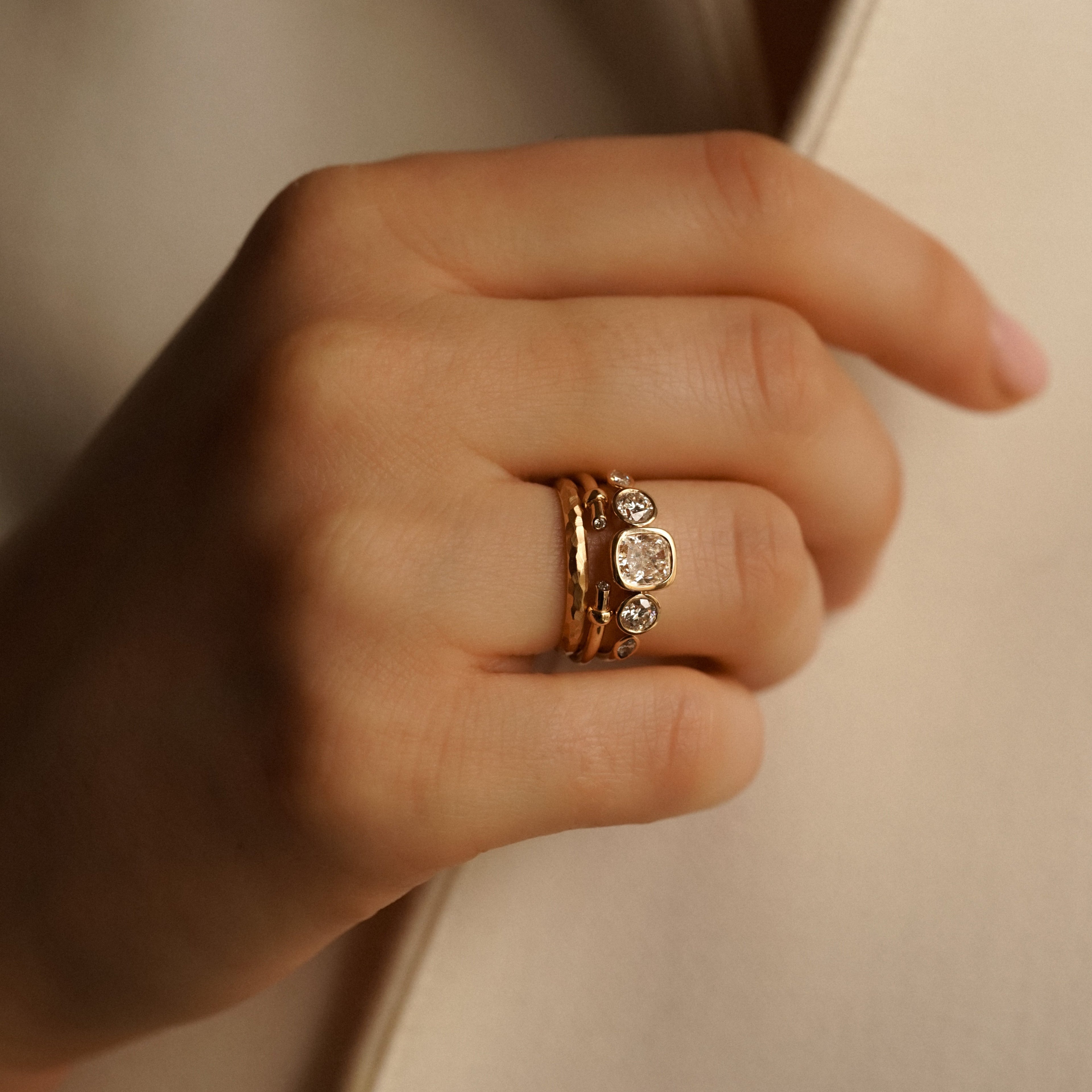 Bague de fiançailles - Composition Diamant Coussin - 1.66ct