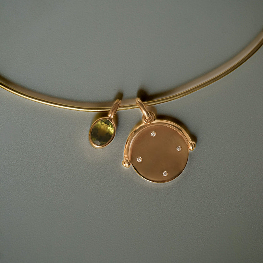 Accumulation pendentif valentine médaille full moon choker Alba