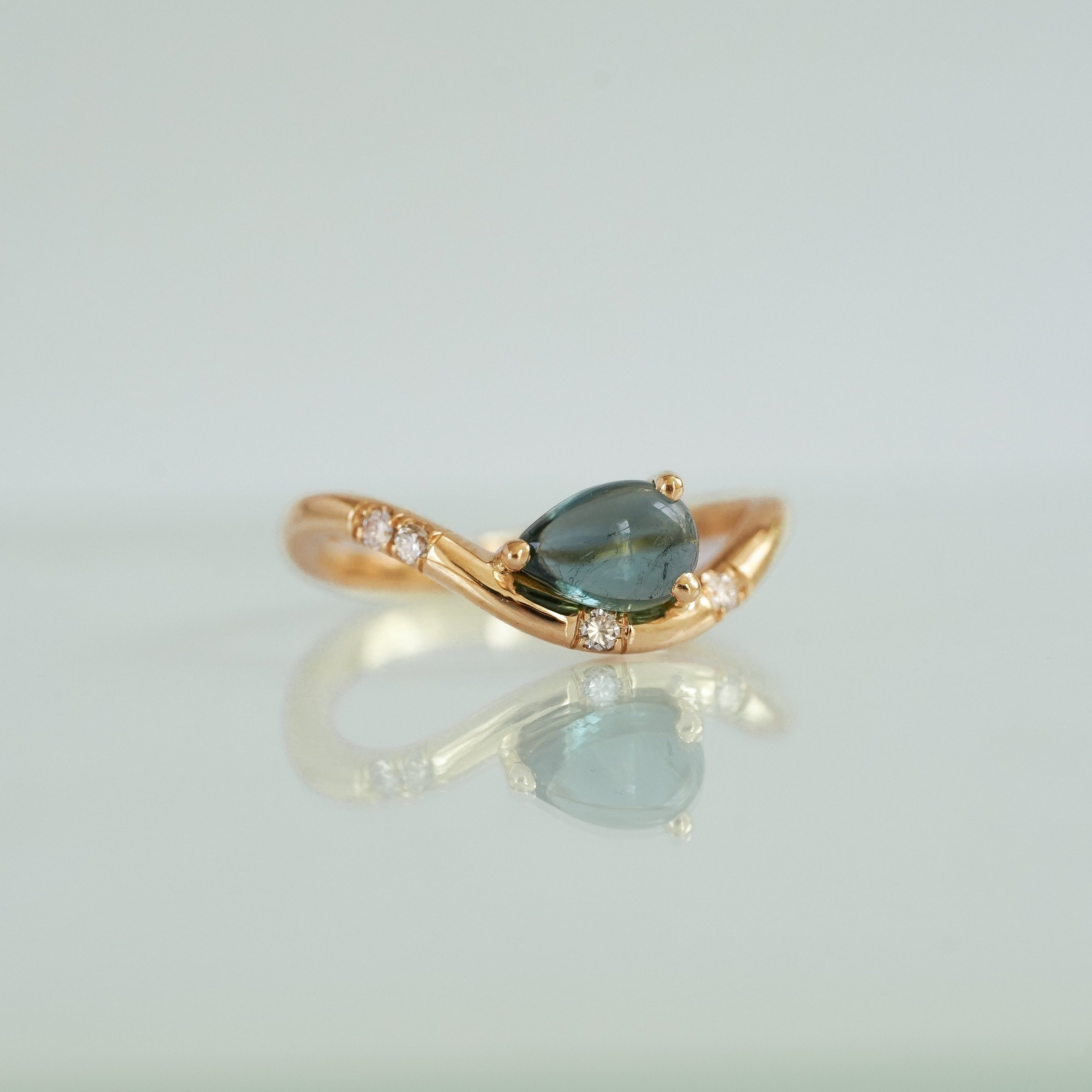 Bague-unique_raphaelle_etoilee_tourmaline_