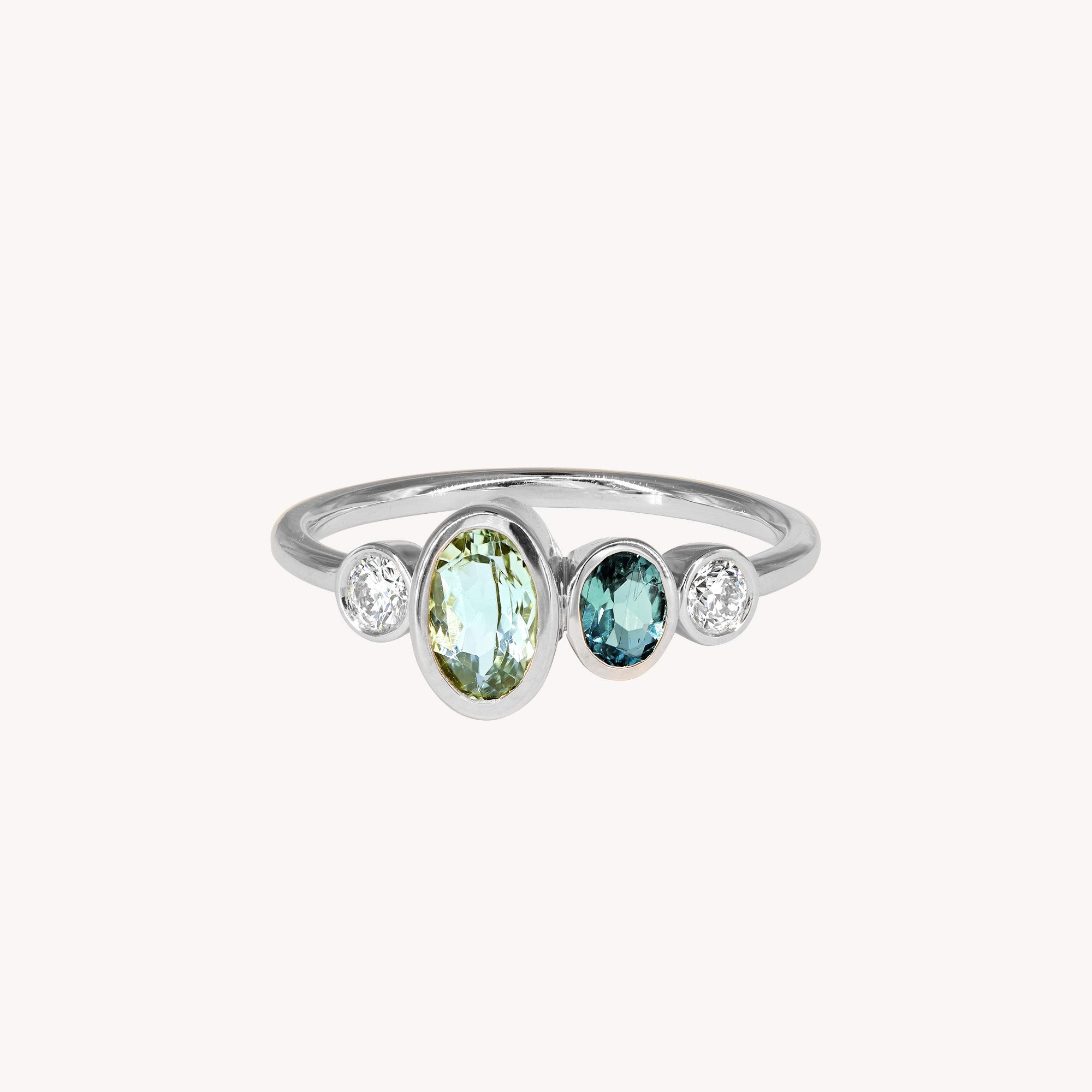 Anna Brilliant Ring