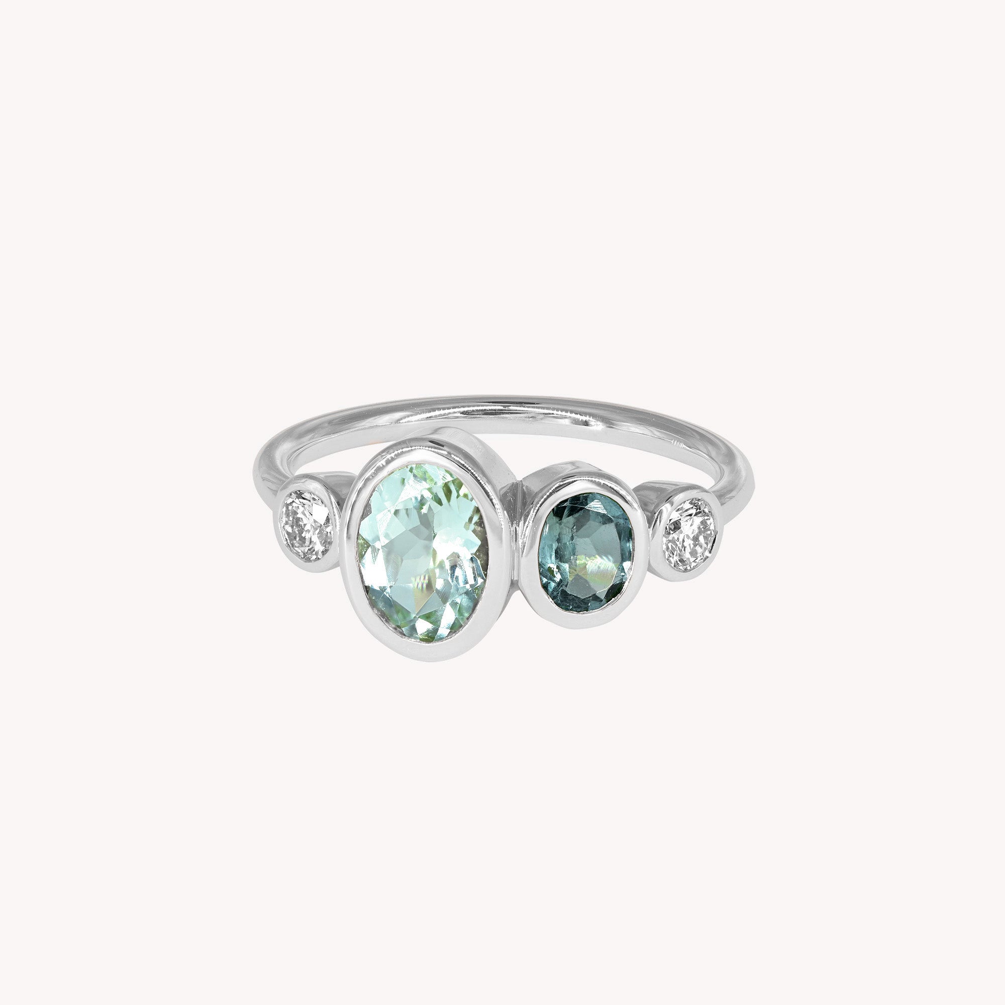 Anna Large Model Brilliant Ring