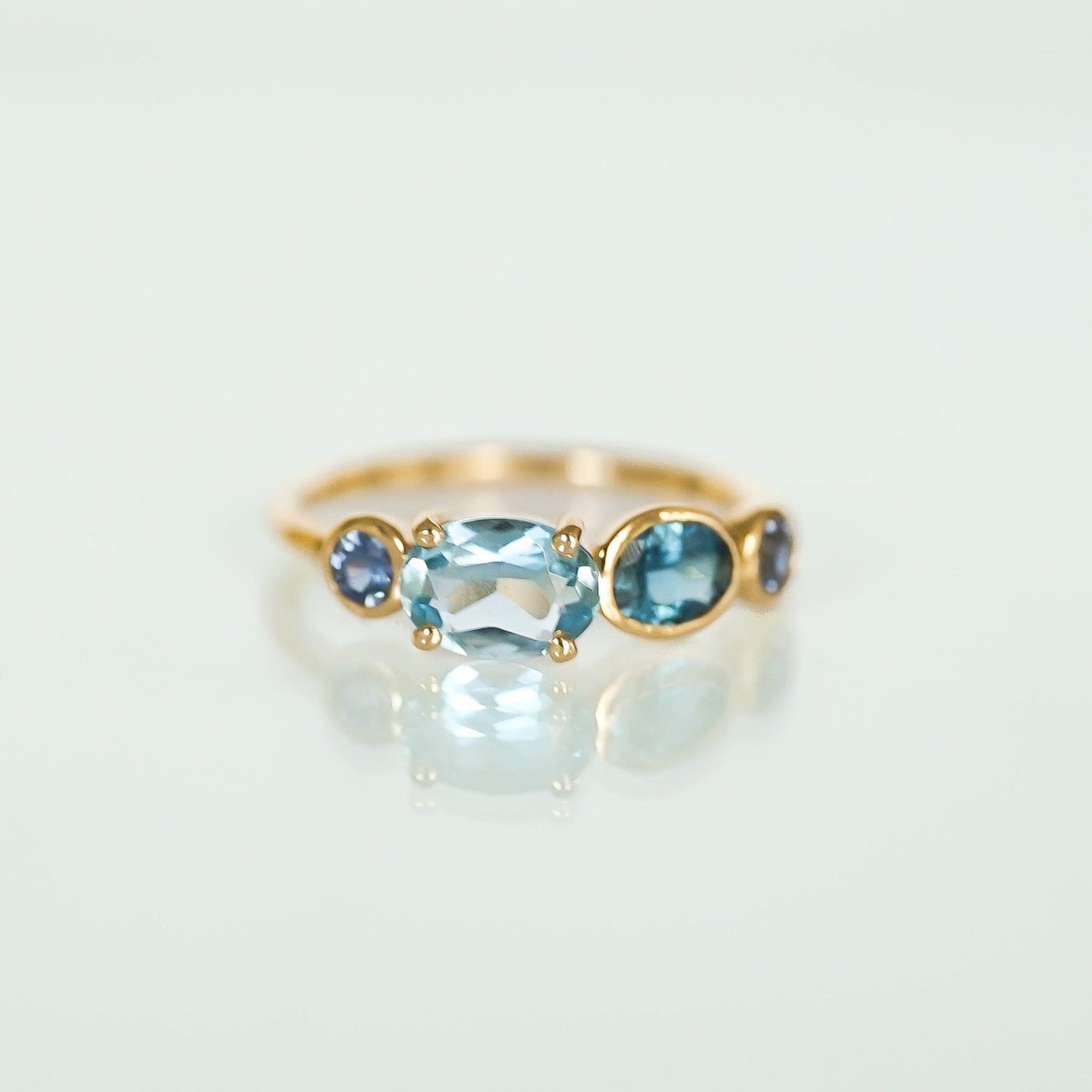 Unique Ring - Cassandra