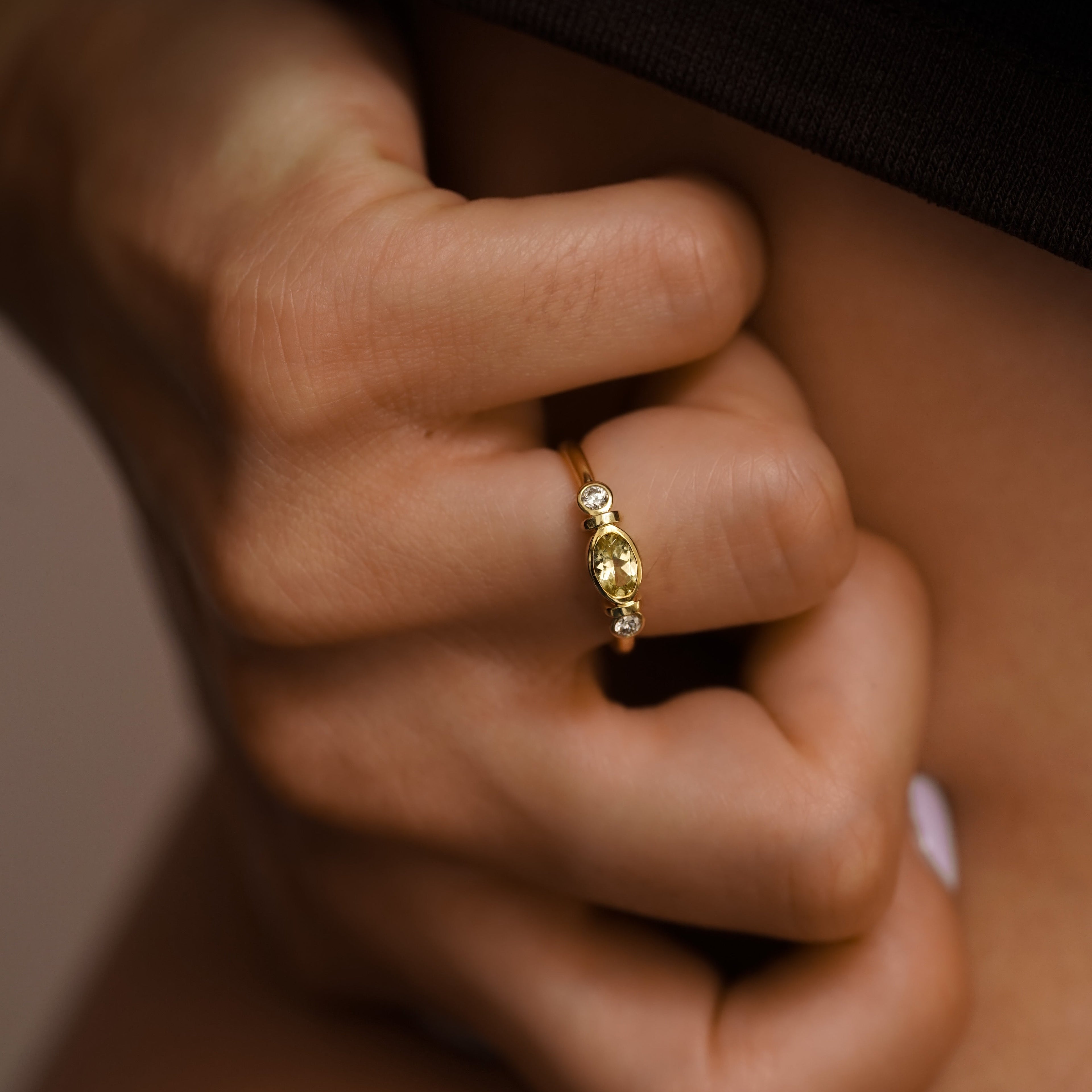 Bague_epaulee_jaune_Valentine