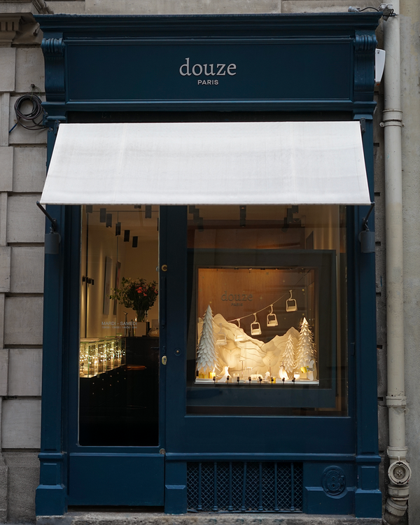 Boutique Douze Vitrine Noël