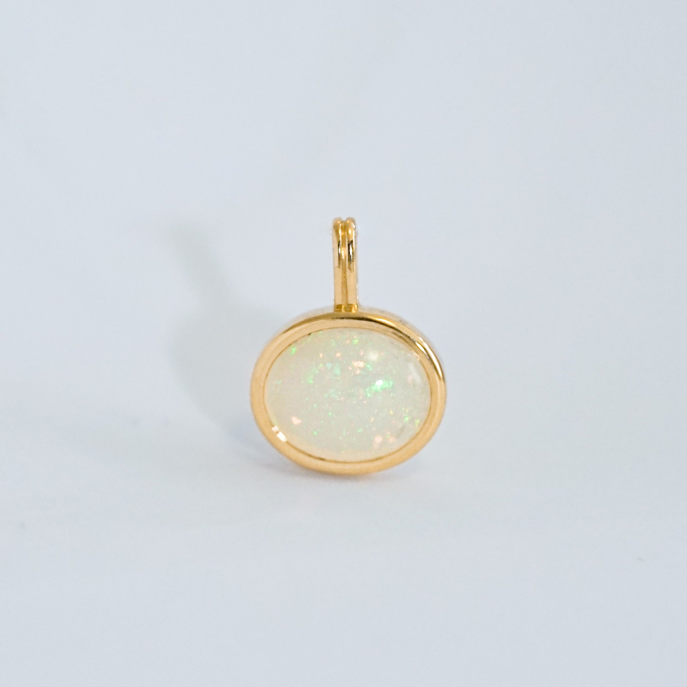 Pendentif-Unique_opale-blanche