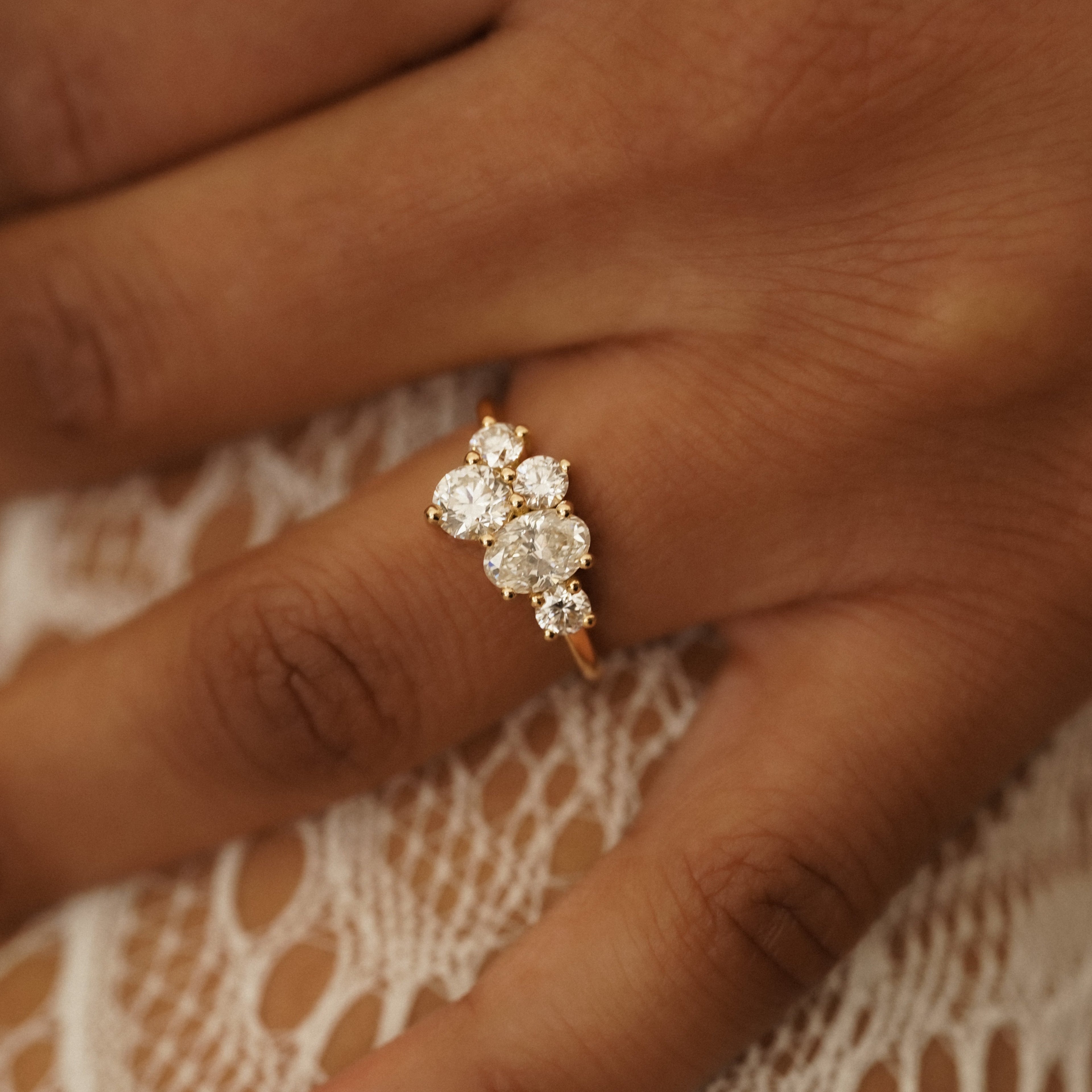 Bague de fiançailles - Composition Diamant Ovale - 1.70ct