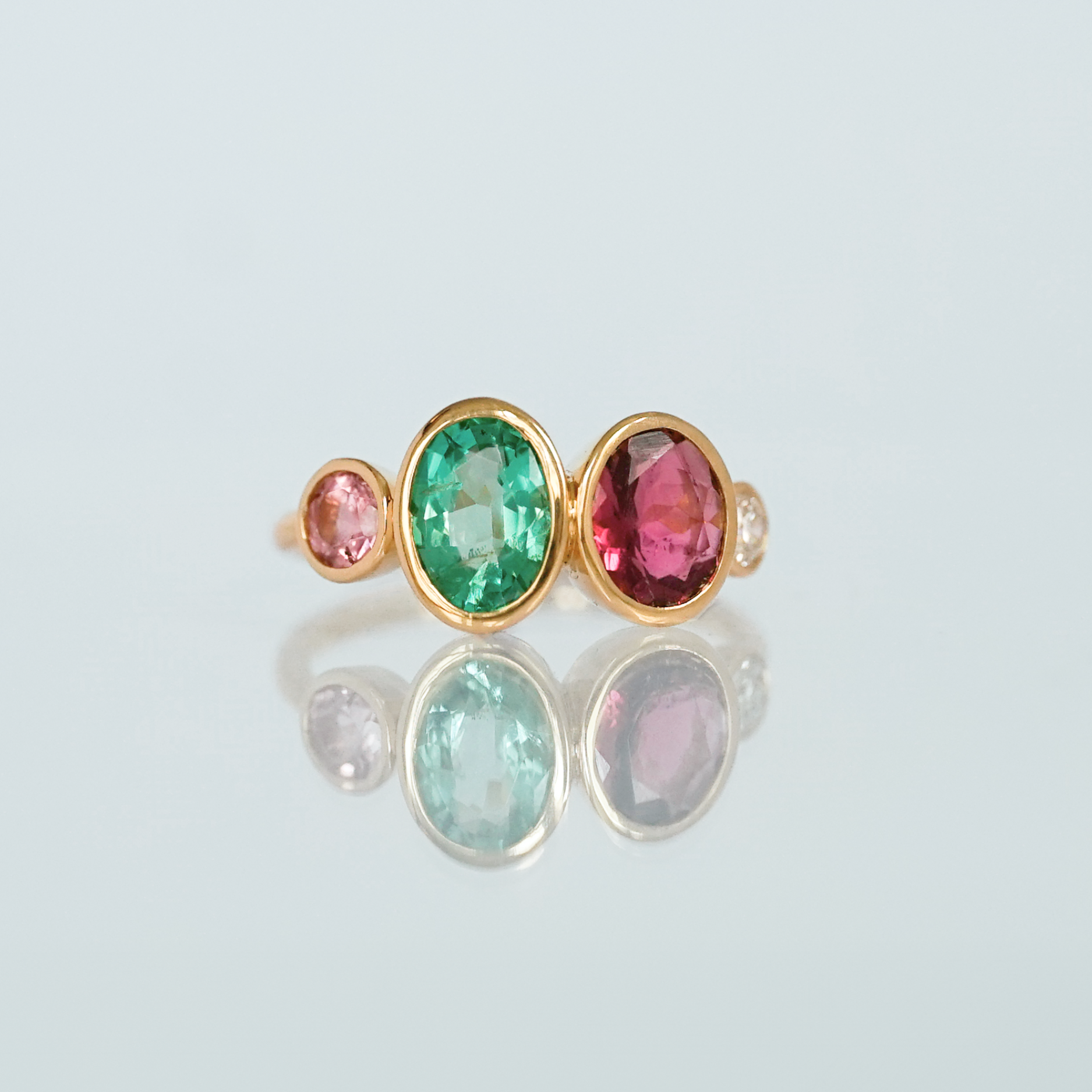 Unique Ring - Noa